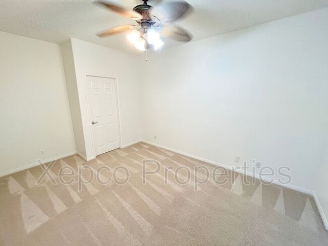 Building Photo - 79825 Bethpage Ave