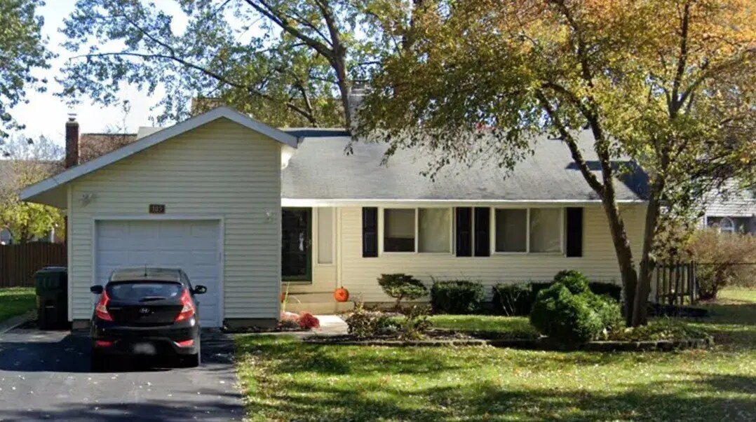 Primary Photo - 131 Cedarbrook Rd