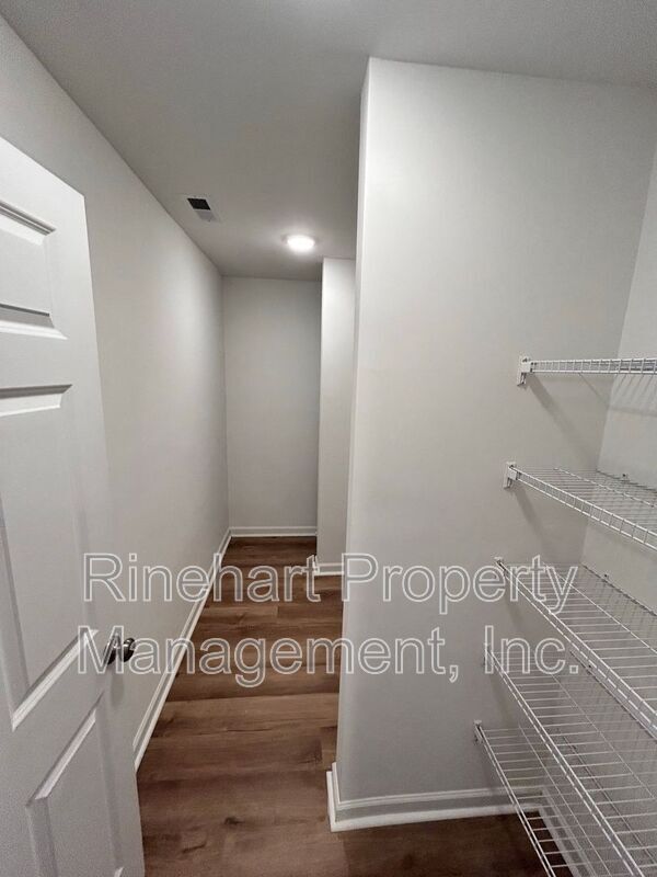 Building Photo - 1625 University Park Dr