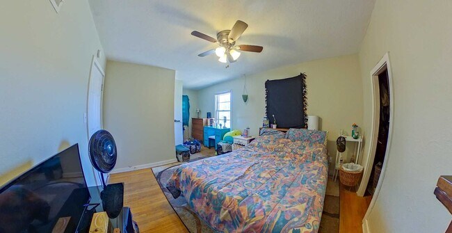 Building Photo - 3D Tour Available - Right Across the Stree...