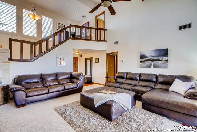 Building Photo - 105 Tapatio Dr E