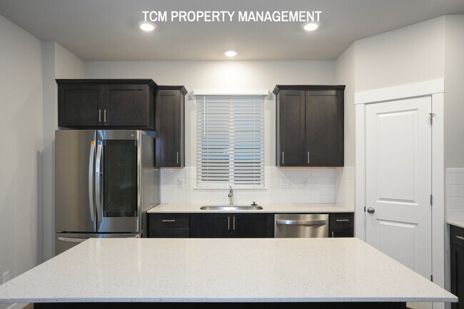 Building Photo - 18818-18813 13th Ave W