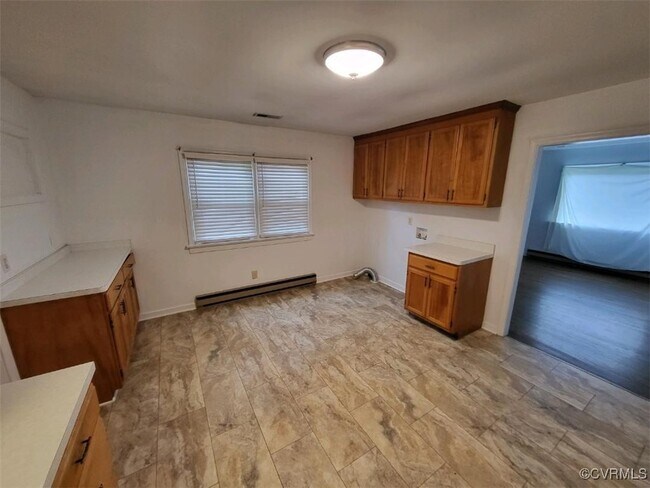Foto del edificio - 519 Smith Dr