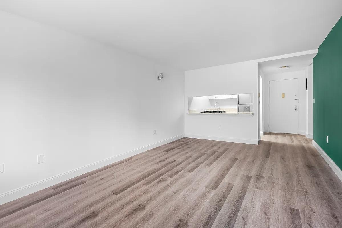 Photo - 280 Rector Pl - 280 Rector Pl