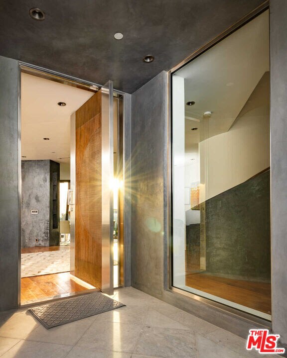 Foto del edificio - 1750 Viewmont Dr