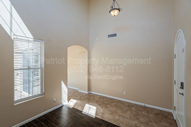 Building Photo - 2078 E Flint St