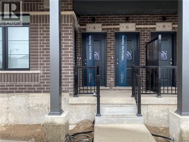 Building Photo - 4 Wheat Ln.