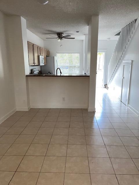 Building Photo - 6932 Stoney Creek Cir