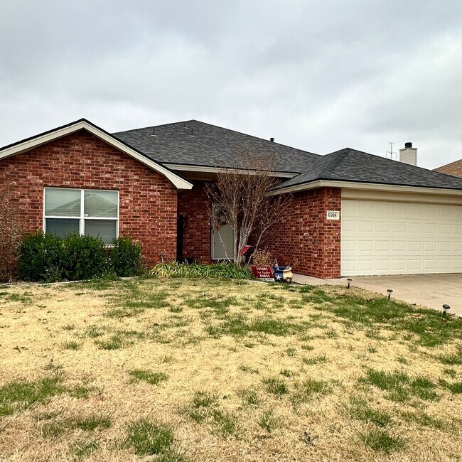 Move in Special 1/2 off first months rent!... House Rental in Lubbock