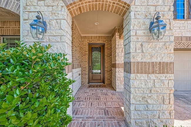 Foto del edificio - 210 Hearthshire Cir