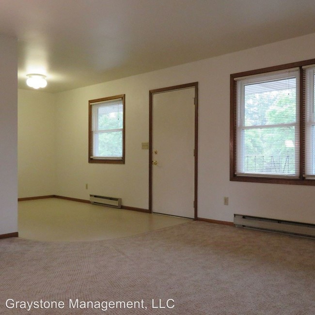 Building Photo - 3396 Stein Blvd