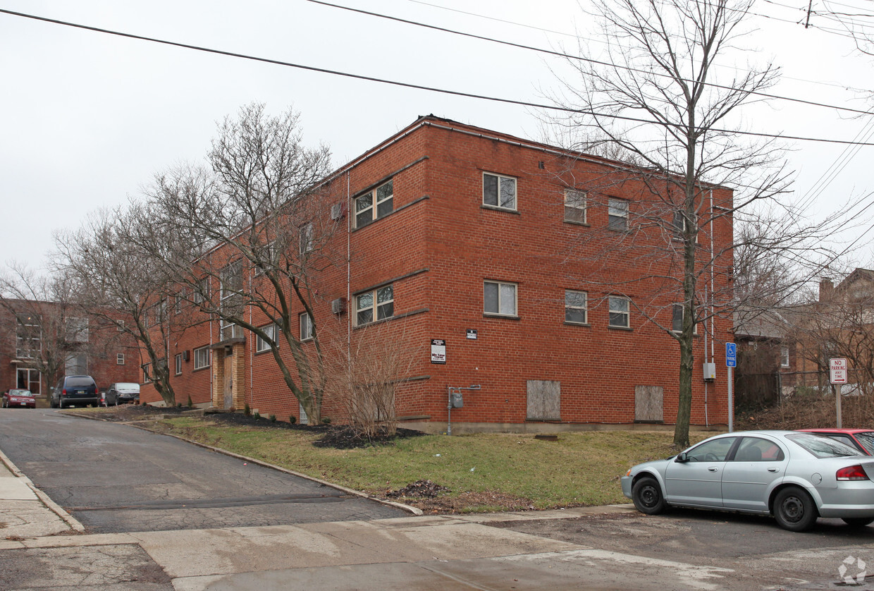 Building Photo - Stathem Apartments