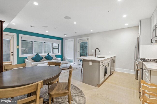 Foto del edificio - 1310 Vermont Ave NW