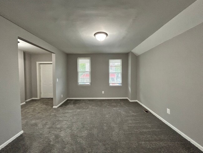 Photo - Baltimore - 3 Bedrooms, 1 Bathrooms Available! House
