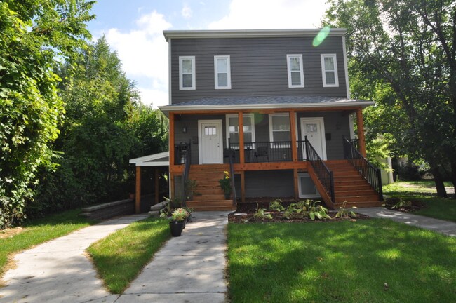 Building Photo - Nearly new fabulous two-bedroom, one-bathr...