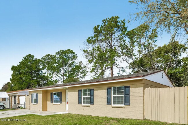 Building Photo - 10757 Mareeba Rd