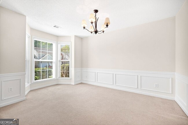 Building Photo - 4010 Ridgefair Dr