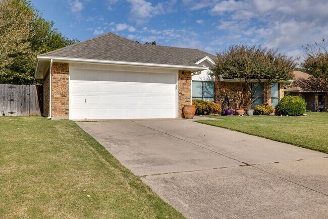 Foto del edificio - 4 Salida Dr