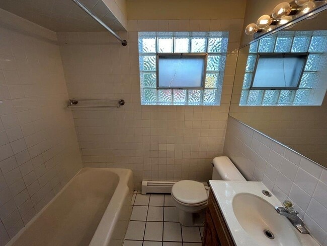 Foto del edificio - 1535 Bonnie Brae Pl