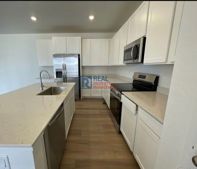 Foto del edificio - 5525 Wisteria Ave