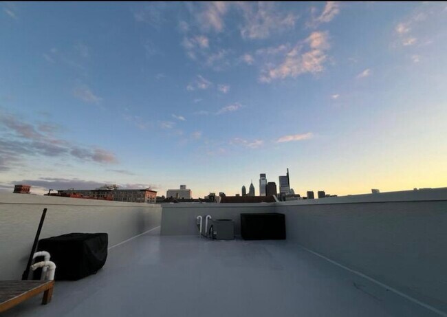 Foto del edificio - 1531 Fairmount Ave