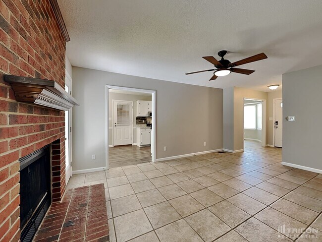 Foto del edificio - 3336 Castlegate Dr
