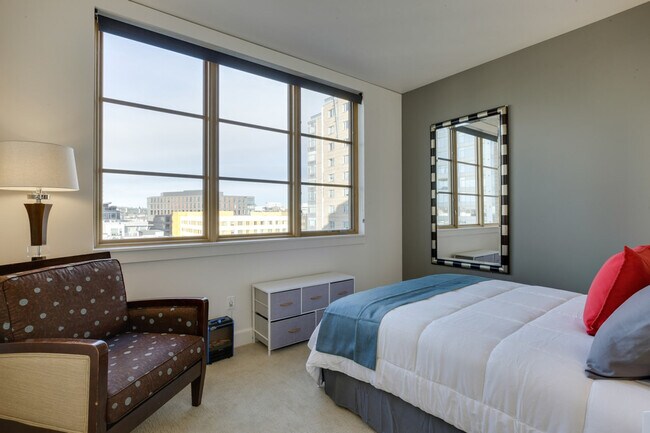 Foto del edificio - 900 NW Lovejoy St