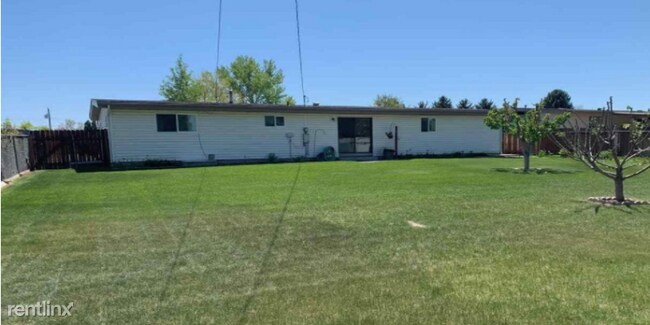 Building Photo - 3 br, 1 bath House - 2041 Sherry Dr.