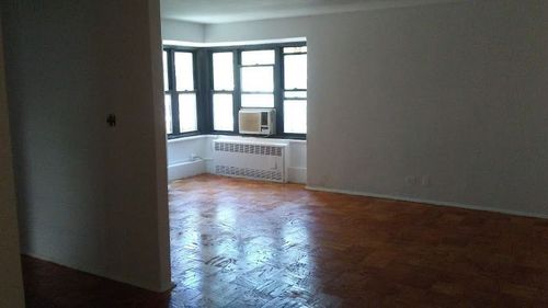 Primary Photo - 205 E Broadway