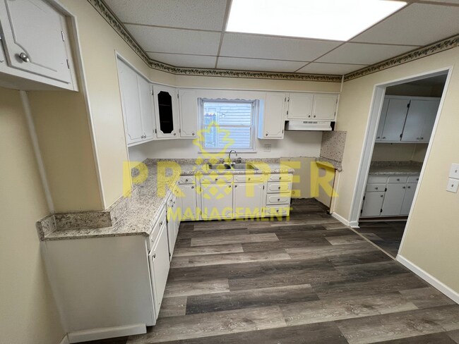 Building Photo - 3 bedrooms 2 full bathrooms house for rent in Dayton