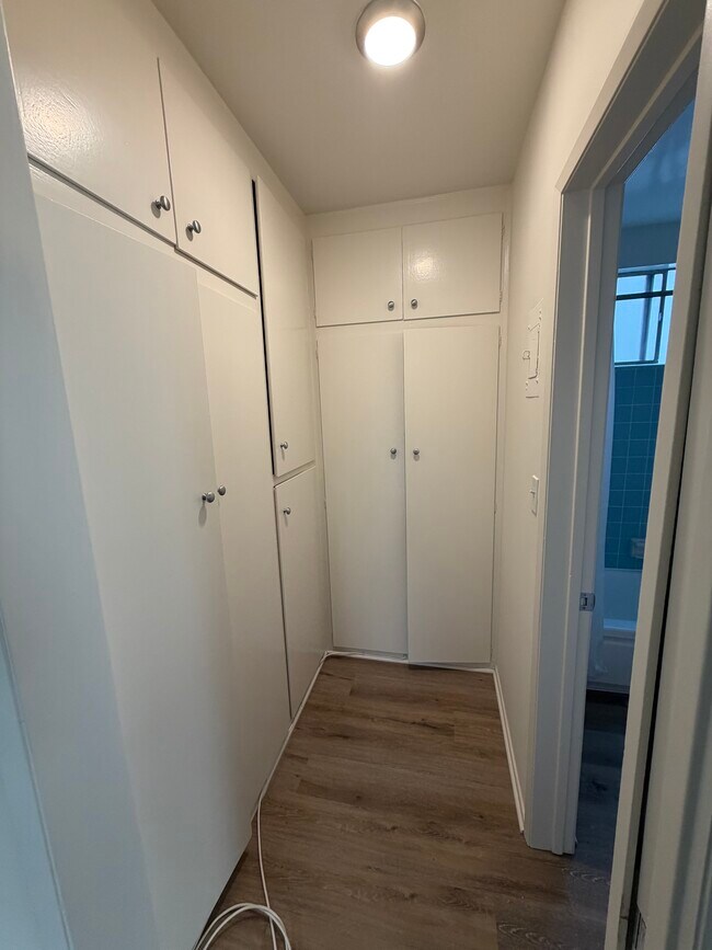 Foto del edificio - 267 S Madison Ave