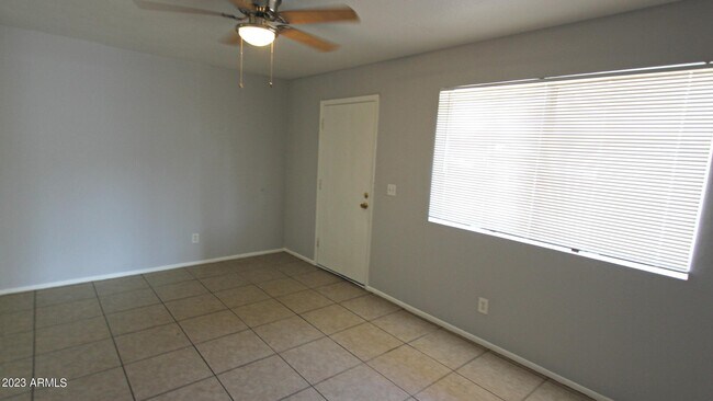 Building Photo - 145 S Doran