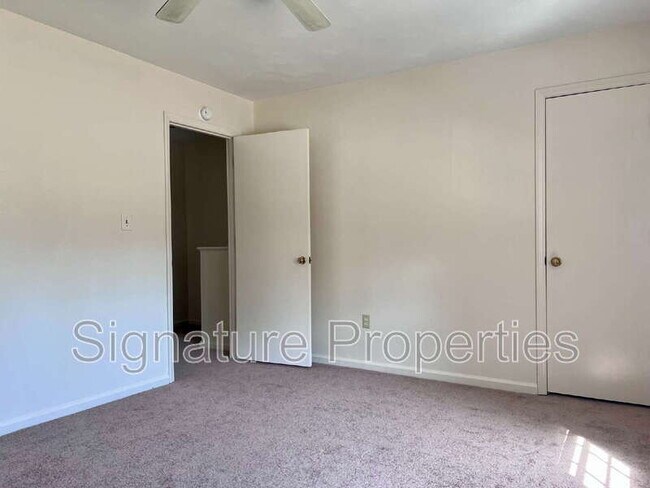 Foto del edificio - 4102 Richland Ave NW