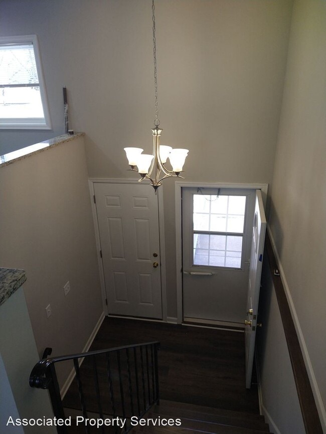Building Photo - 3 br, 1.5 bath House - 316 Shawnee Trail