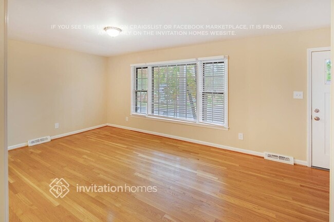 Building Photo - 800 Braxfield Dr