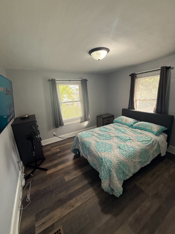 Foto del edificio - 1230 N Kealing Ave