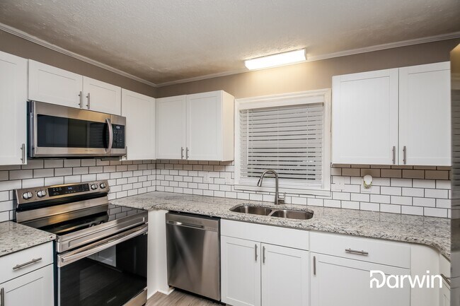 Foto del edificio - 8584 Melrose Cir, Douglasville, GA 30134