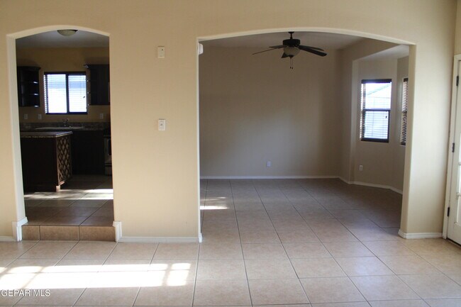 Building Photo - 3645 SAMMY REECE Pl