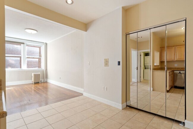 Foto del edificio - 282 Newbury St