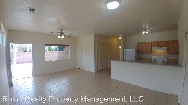 Foto del edificio - 623 Madison St NE