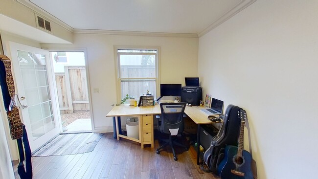 Building Photo - Stylish and Convenient: Your Dream 3 bed / 2 bath Rental  in Downtown Santa Barbara!