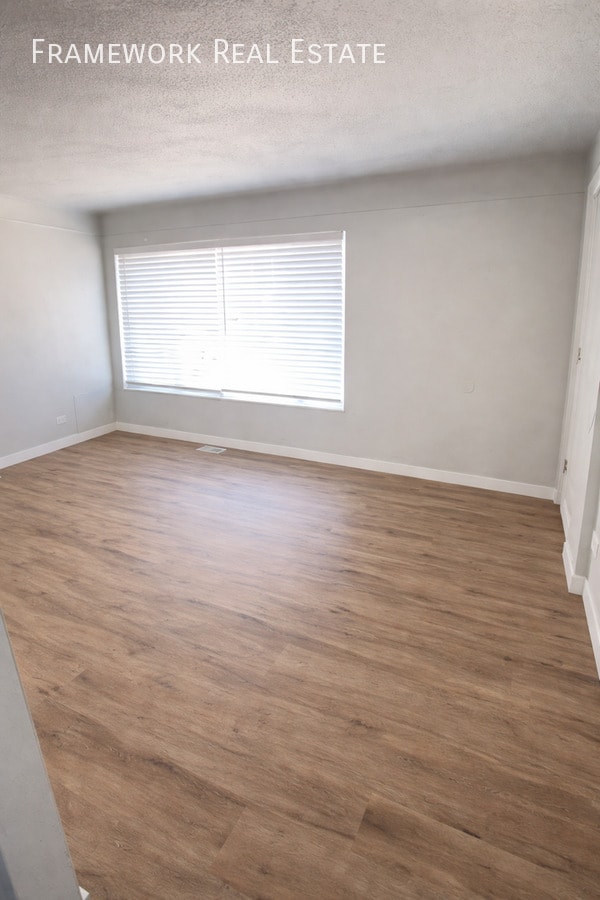 Photo - 1468 Ivanhoe St Apartment