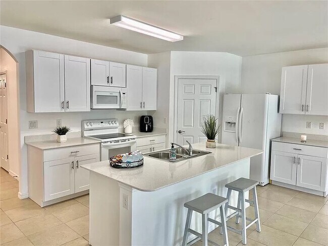 Foto del edificio - 17304 Phlox Dr