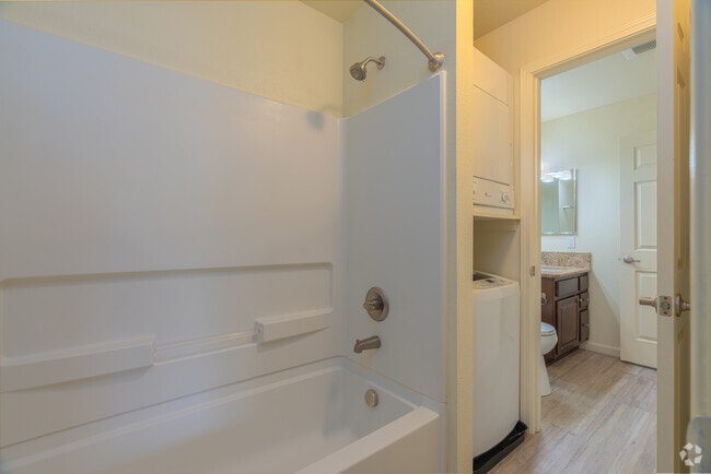 Renovated Cherry- 2BR, 1BA - 965SF - Bathroom / Laundry - Village at Fair Oaks