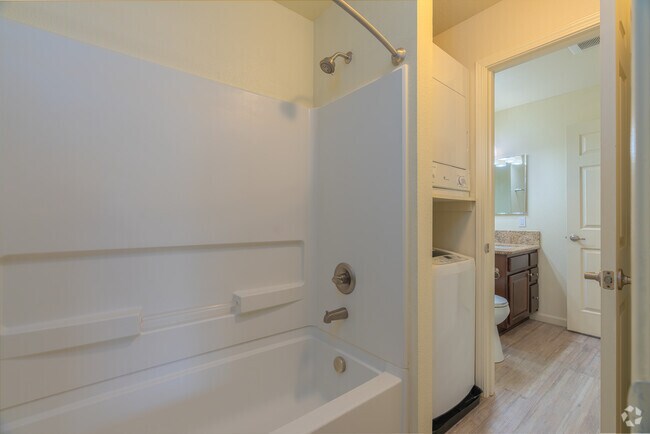 Renovated Cherry- 2BR, 1BA - 965SF - Bathroom / Laundry - Village at Fair Oaks