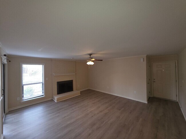 Foto del edificio - 7325 Winery Ln