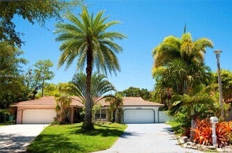 Building Photo - 1328 NW 93rd Terrace