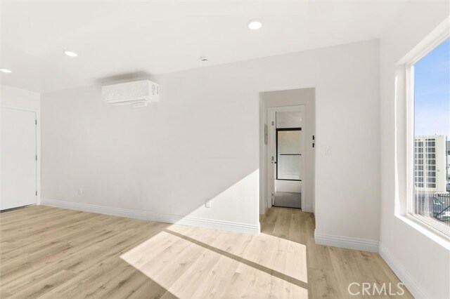 Foto del edificio - 19237 Bryant St