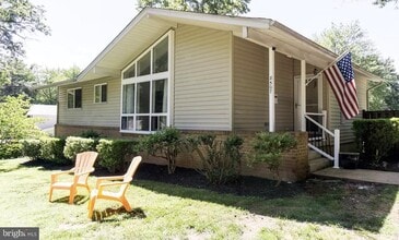 Building Photo - 8507 Marquette St