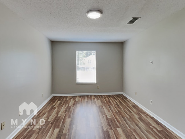 Building Photo - 206 Brandon Ridge Cir
